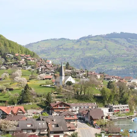 View Lägenhet Faulensee